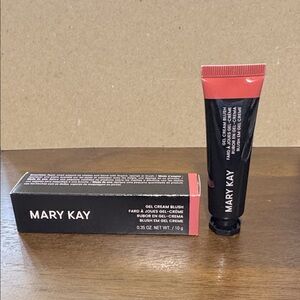 Mary Kay Limited edition Blush in Pink Stars